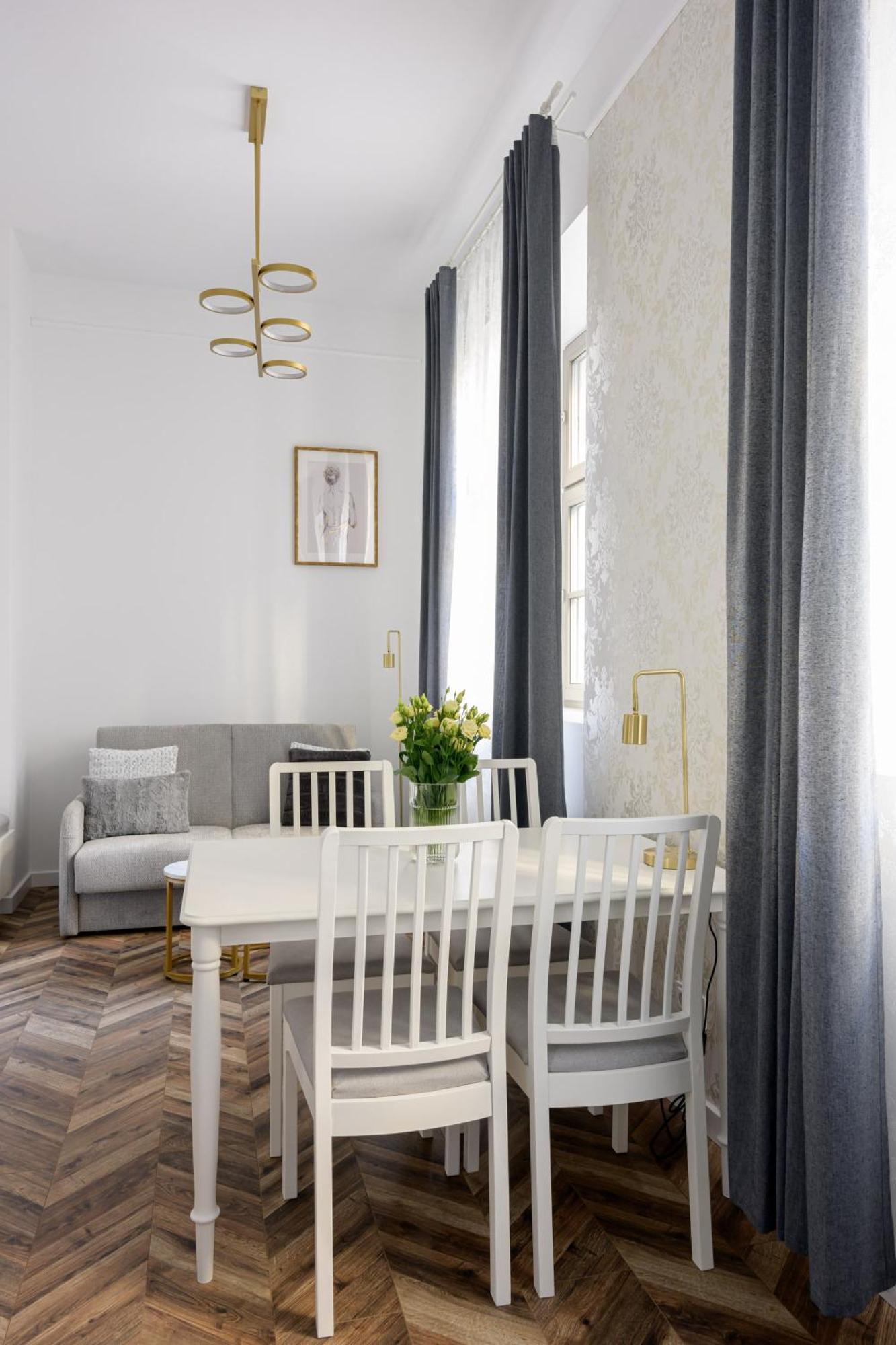 Native Apartments Smolensk 33 Krakow Ngoại thất bức ảnh
