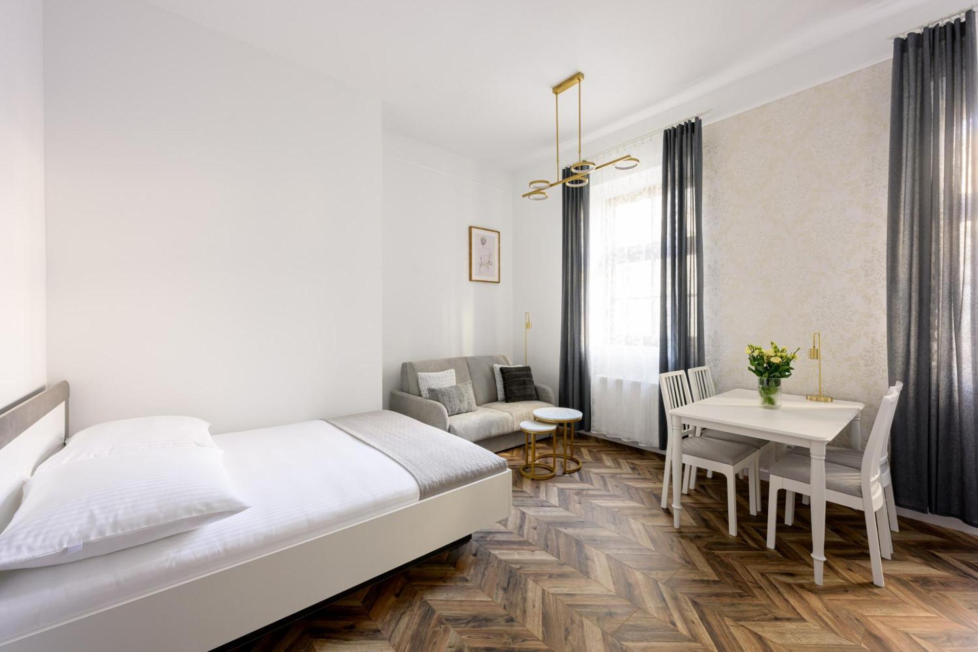 Native Apartments Smolensk 33 Krakow Ngoại thất bức ảnh