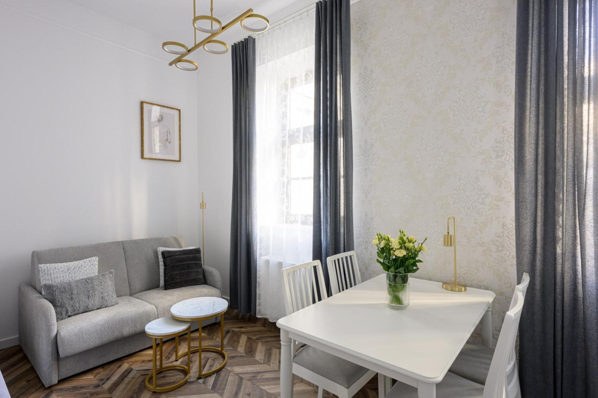 Native Apartments Smolensk 33 Krakow Ngoại thất bức ảnh