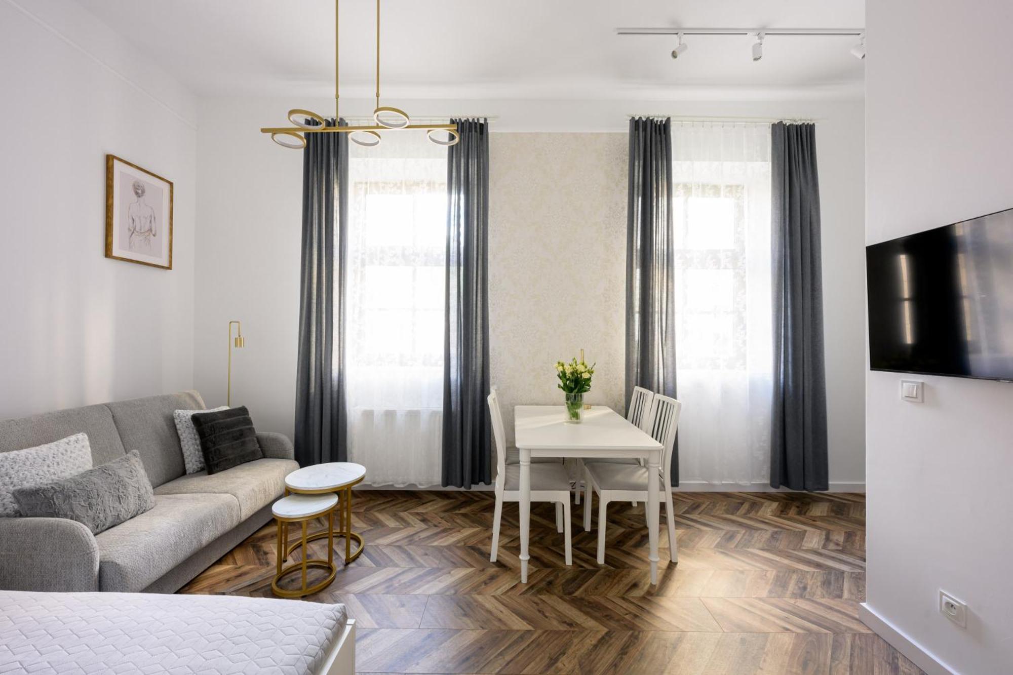 Native Apartments Smolensk 33 Krakow Ngoại thất bức ảnh